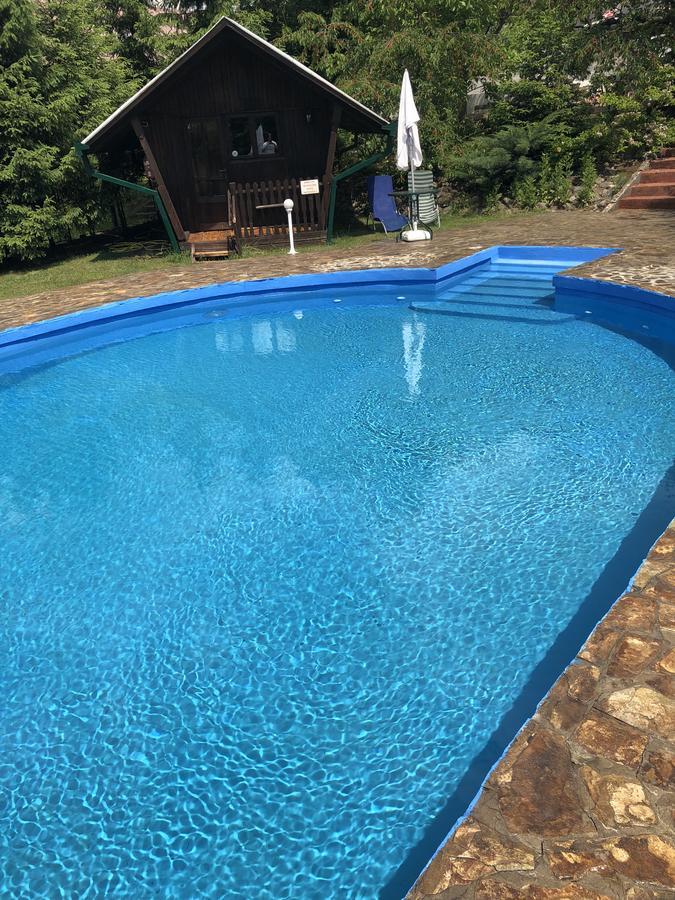 Camping Robinson Country Club Oradea Exterior photo