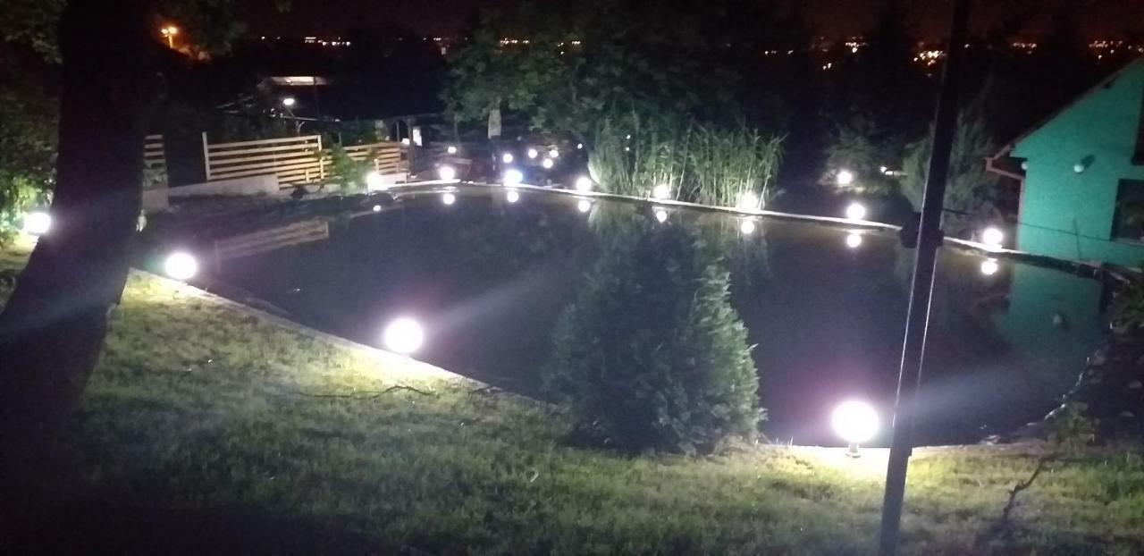 Camping Robinson Country Club Oradea Exterior photo